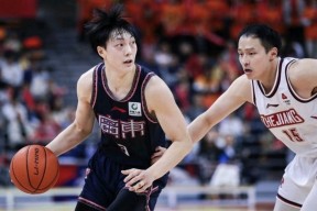 九游互动体验_包含广东宏远CBA战胜浙江稠州金租周琦篮下强攻的词条