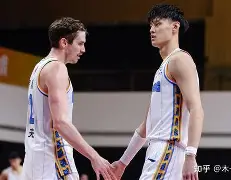 上海久事CBA击败北京首钢王哲林内线统治(cba上海久事男篮赛程表)